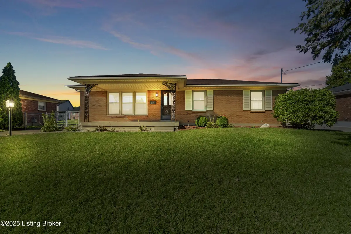 6606 Lunar Dr, Louisville, KY 40258 - Image #1