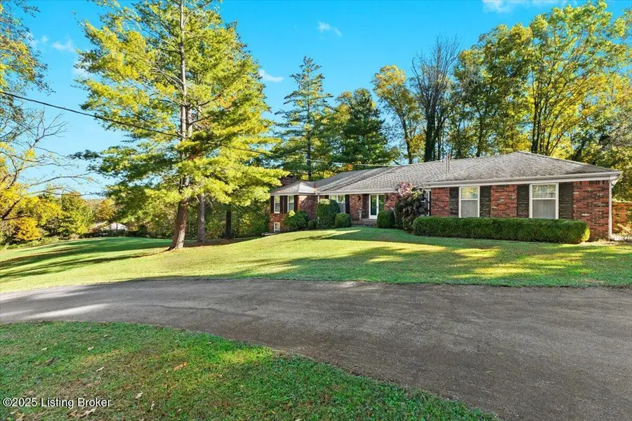 5003 Fairview Dr, Crestwood, KY 40014 - Image #2