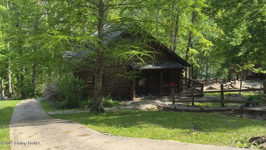 403 Timberlake Ln Ln, McDaniels, KY 40152 - Image #2