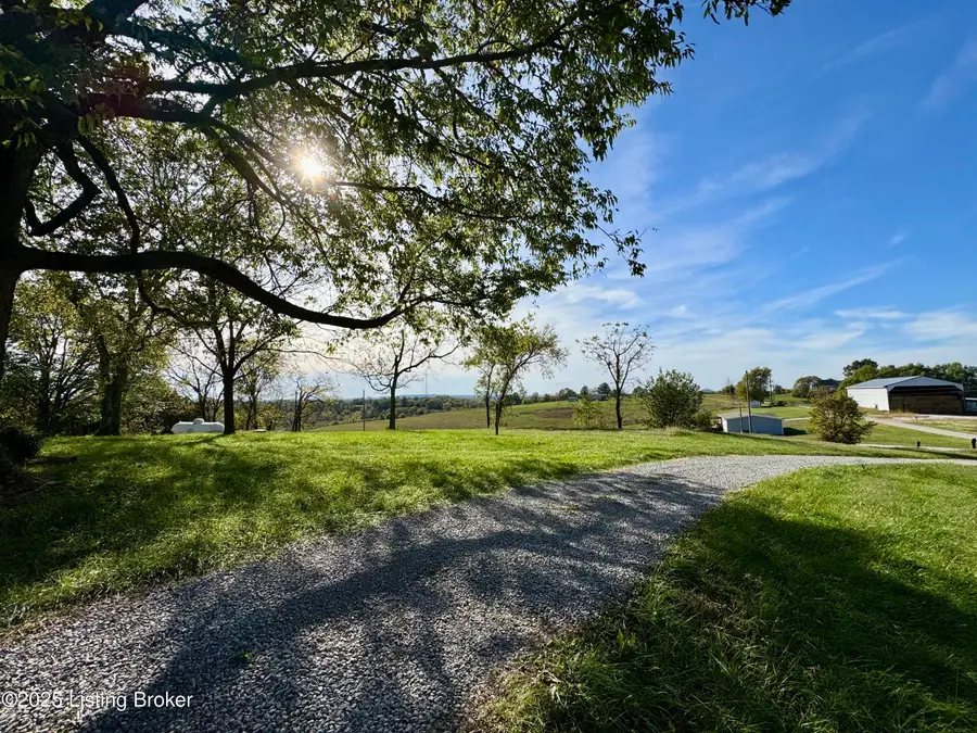 2287 Old Elizabethtown Rd, Springfield, KY 40069 - Image #3