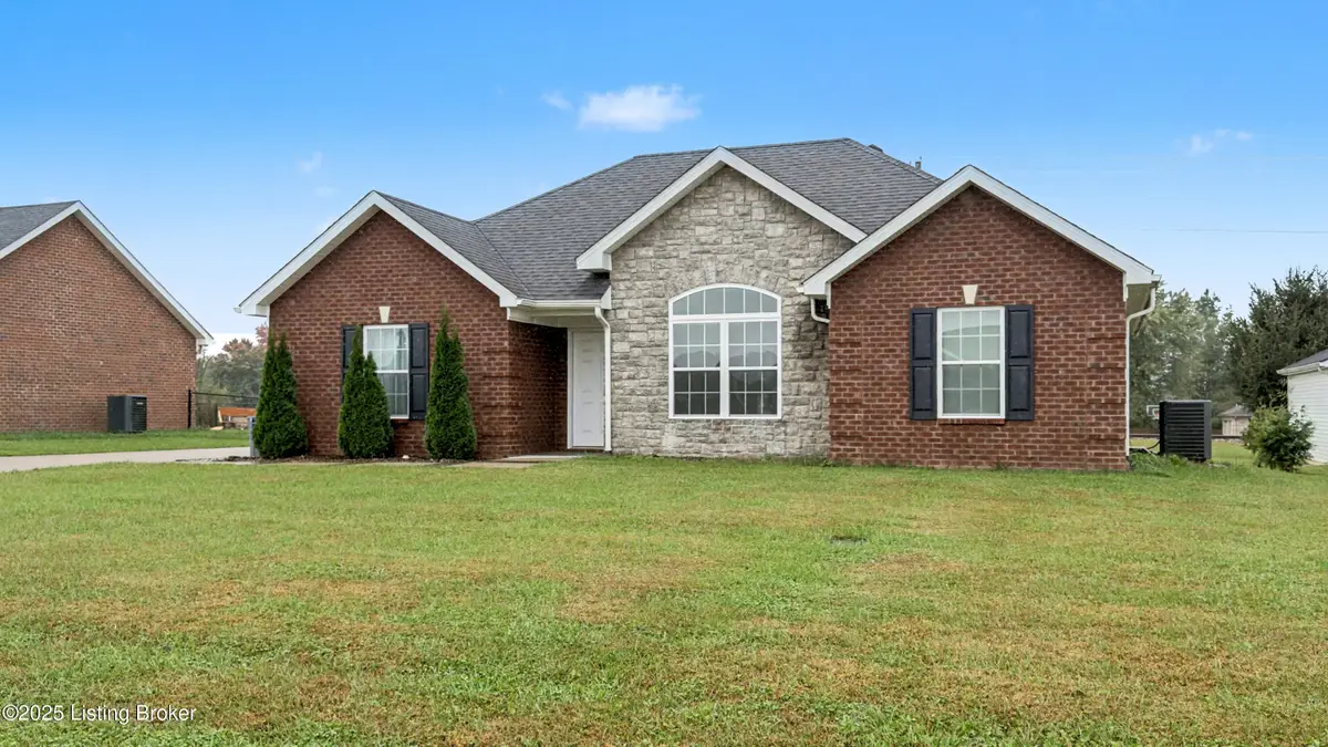 79 Cormans Crossing Blvd, Coxs Creek, KY 40013 - Image #1