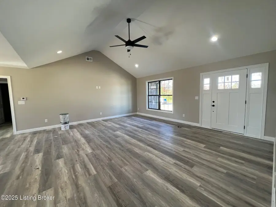 101 Hidden Valley Dr, Bardstown, KY 40004 - Image #2