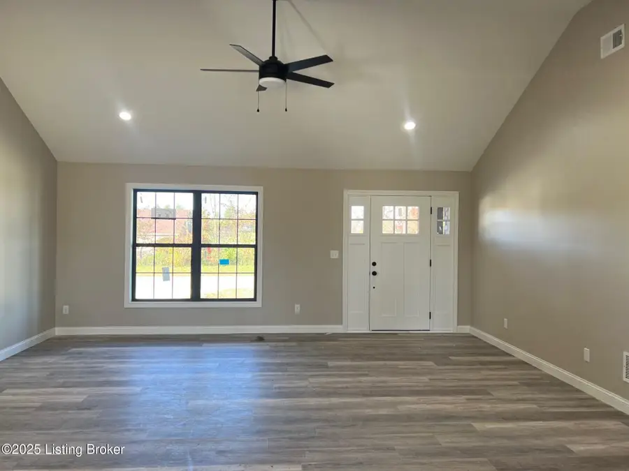 101 Hidden Valley Dr, Bardstown, KY 40004 - Image #3