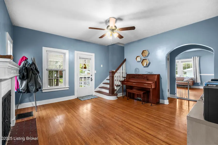 4902 Greenwood Rd, Louisville, KY 40258 - Image #3