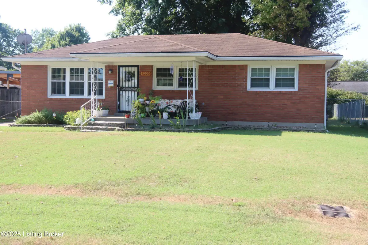 5220 Skylight Dr, Louisville, KY 40258 - Image #1