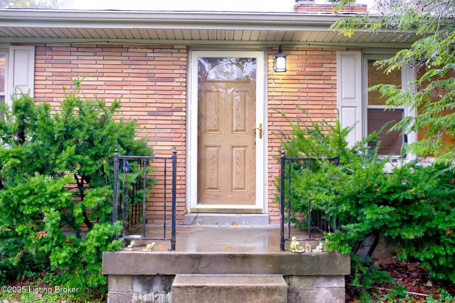 5056 Coral Ridge Rd, Brooks, KY 40109 - Image #2