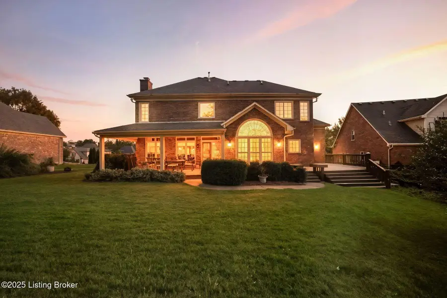 14907 Forest Oaks Dr, Louisville, KY 40245 - Image #2