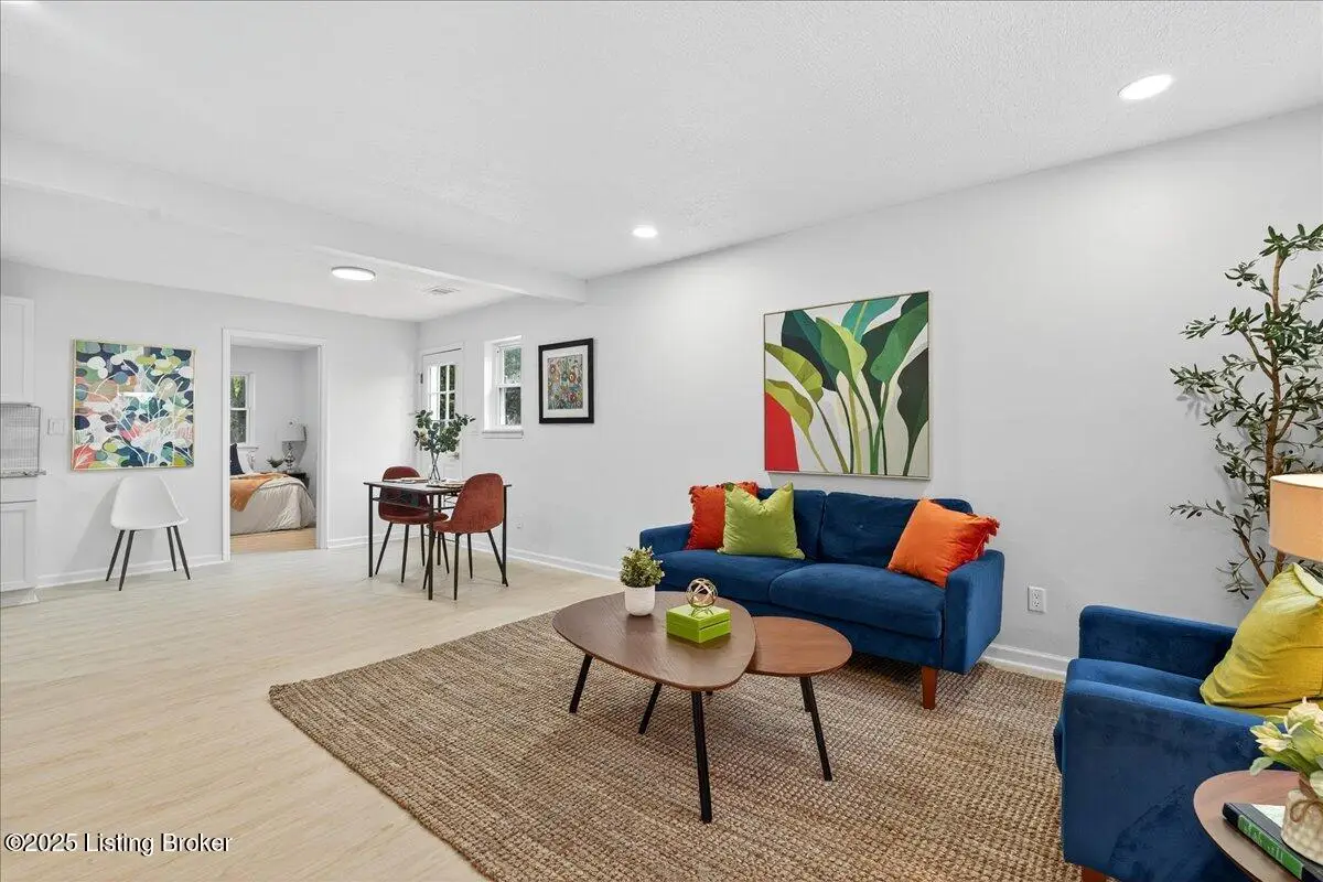 10913 Altsheler Pl, Louisville, KY 40229 - Image #1