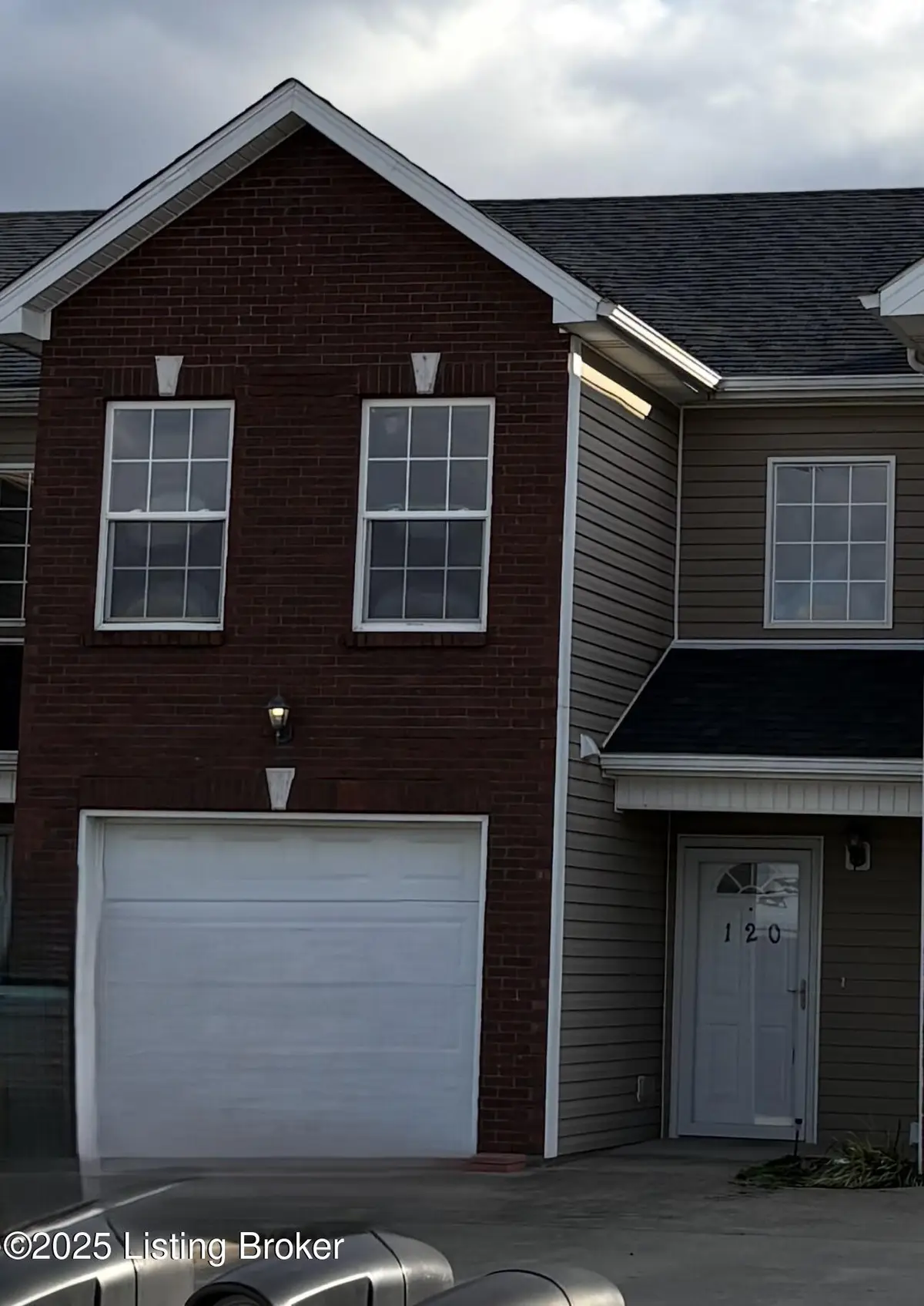 120 Darby Woods Ct, Radcliff, KY 40160 - Image #1