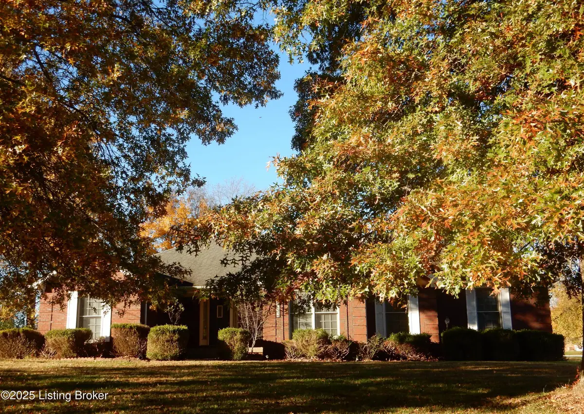 1135 Mill Brook Cir, Shepherdsville, KY 40165 - Image #1