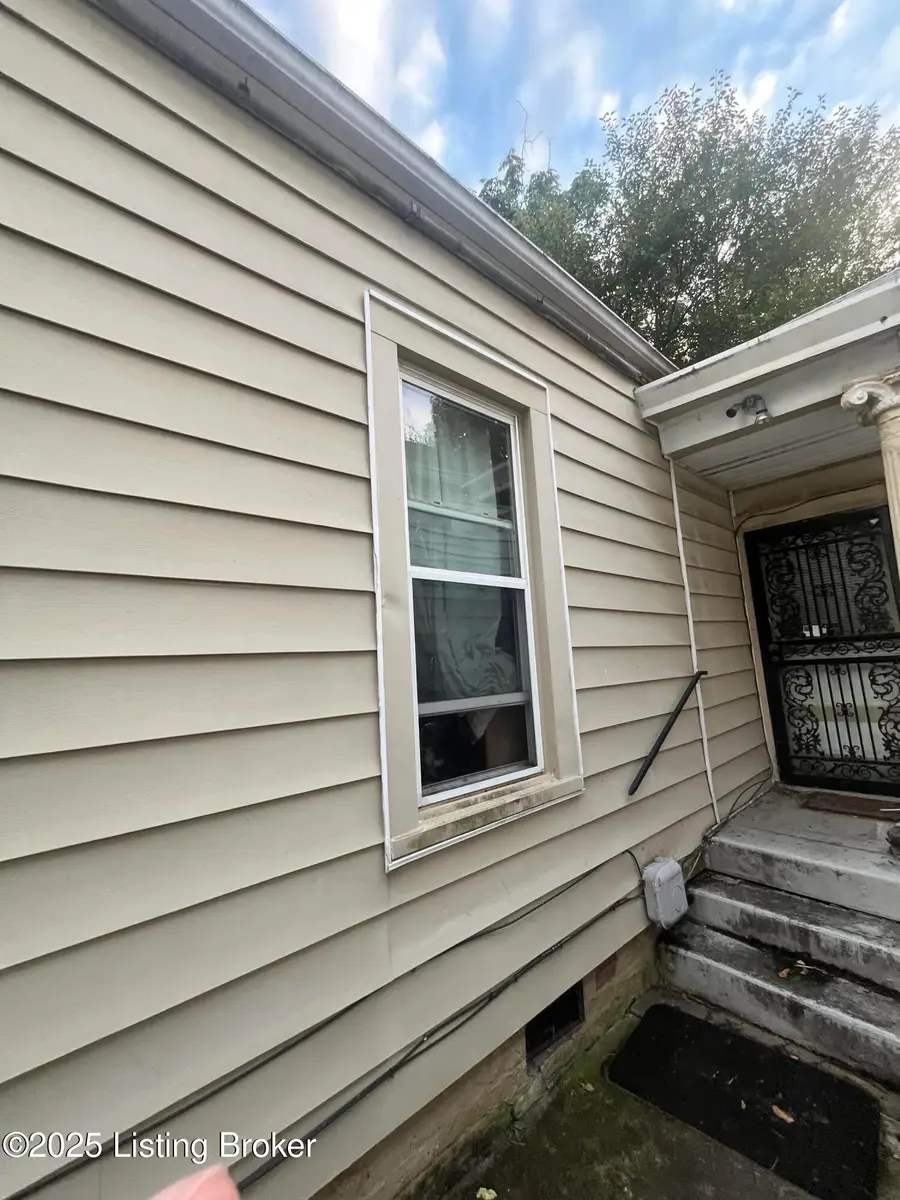 1034 S Shelby St, Louisville, KY 40203 - Image #2