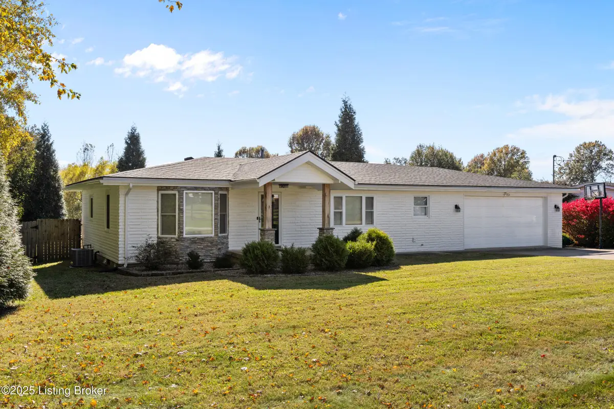 7408 Mayrow Dr, Louisville, KY 40291 - Image #1