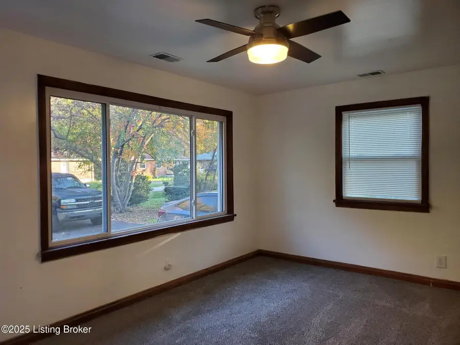 2624 Benoch Ave, Louisville, KY 40216 - Image #3