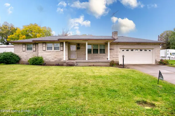 3301 Lindenwood Dr, Louisville, KY 40216