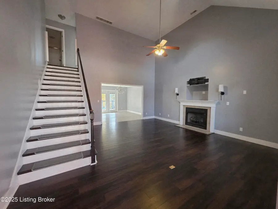 188 Lincoln Station Dr, Simpsonville, KY 40067 - Image #3