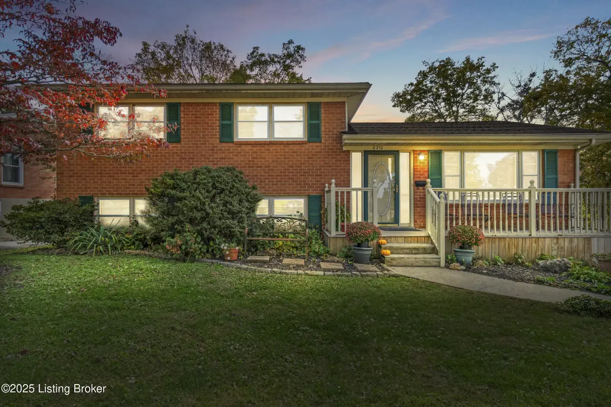 8210 Joyce Dr, Louisville, KY 40219 - Image #1