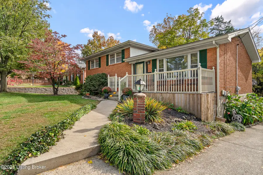 8210 Joyce Dr, Louisville, KY 40219 - Image #2