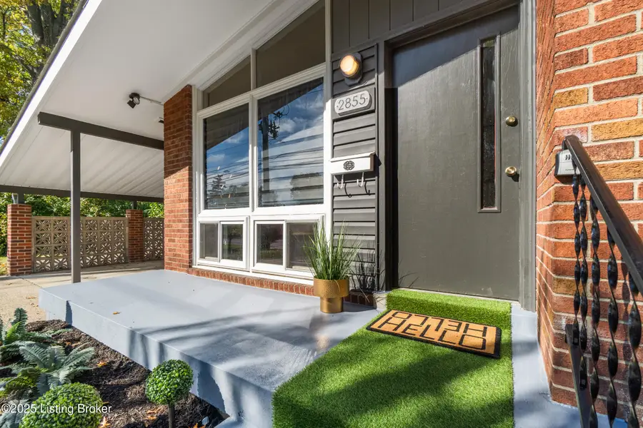 2855 Hikes Ln, Louisville, KY 40218 - Image #2