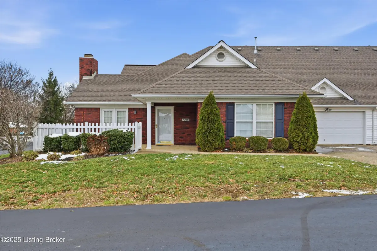 7908 Manner Pointe Dr, Louisville, KY 40220 - Image #1