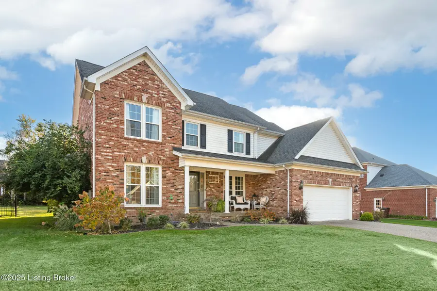 3911 Stonyrun Dr, Louisville, KY 40220 - Image #2