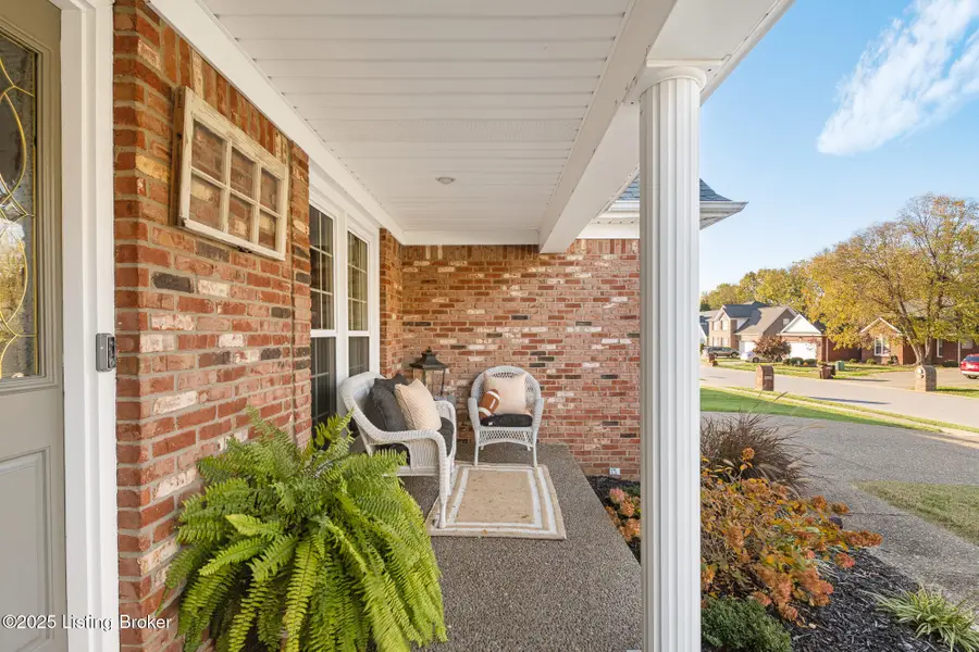 3911 Stonyrun Dr, Louisville, KY 40220 - Image #3