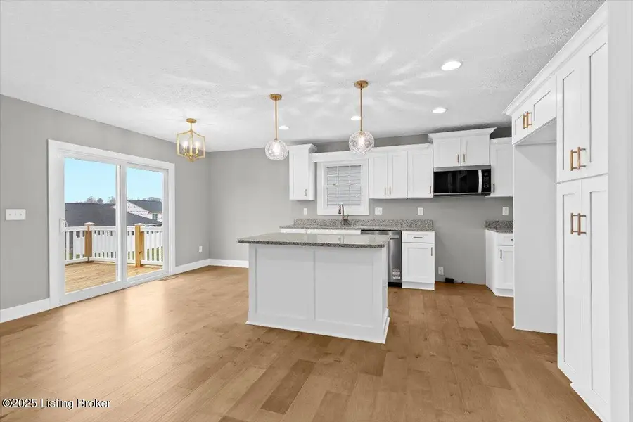 605 Ashwood Ave, Elizabethtown, KY 42701 - Image #2