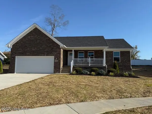 5419 Mount Holyoke Dr, Louisville, KY 40216