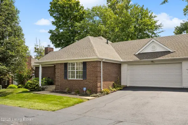 10802 Glenway Pl, Louisville, KY 40291