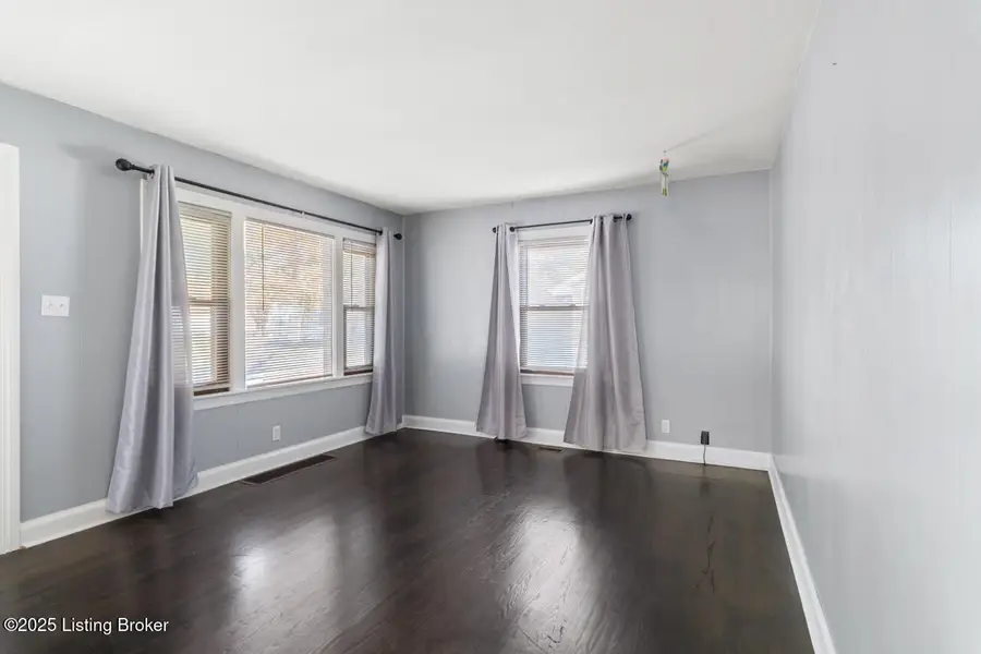 4908 Greenwood Rd, Louisville, KY 40258 - Image #2