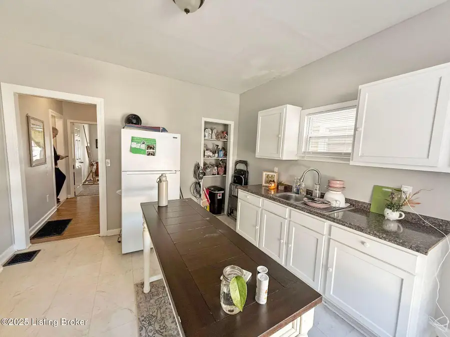 4141 W Market St, Louisville, KY 40212 - Image #3