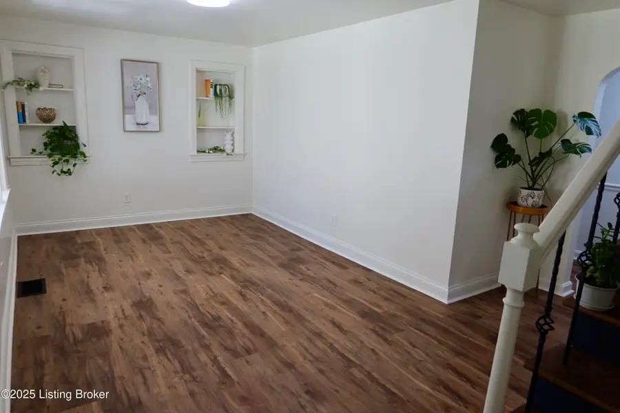 10011 Fern Creek Rd, Louisville, KY 40291 - Image #3