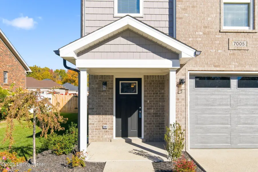 7005 Feyhurst Dr, Louisville, KY 40258 - Image #3