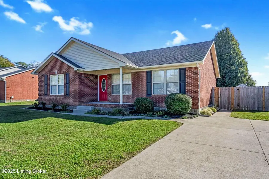 135 Kenton Dr, Bardstown, KY 40004 - Image #3