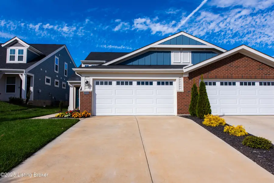 10029 Windcrest Farms Ln, Louisville, KY 40291 - Image #2