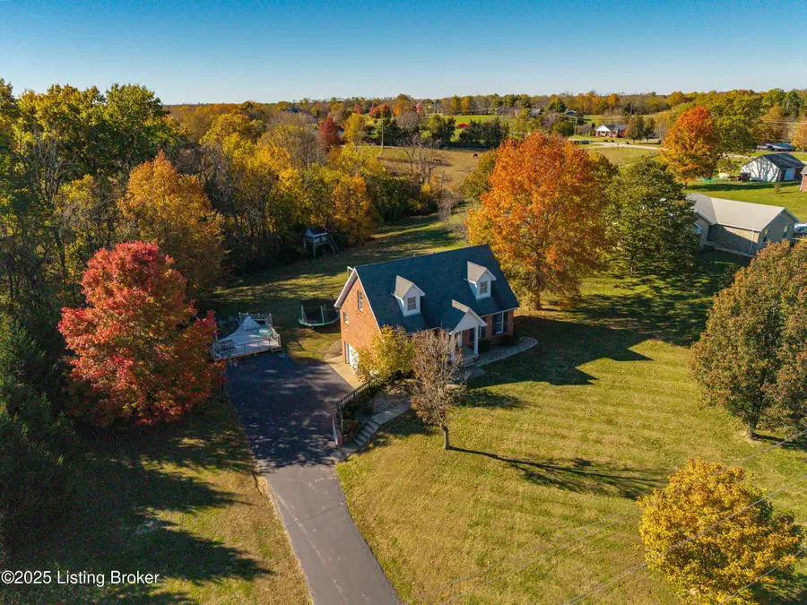 58 Tsueda Dr, Taylorsville, KY 40071 - Image #2