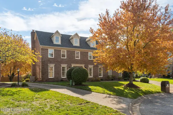 2809 Woods Club Rd, Louisville, KY 40241