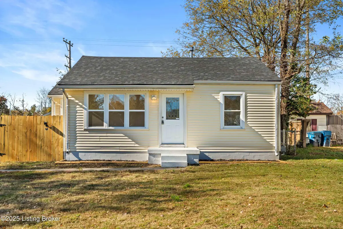 13210 Ashlawn Dr, Louisville, KY 40272 - Image #1