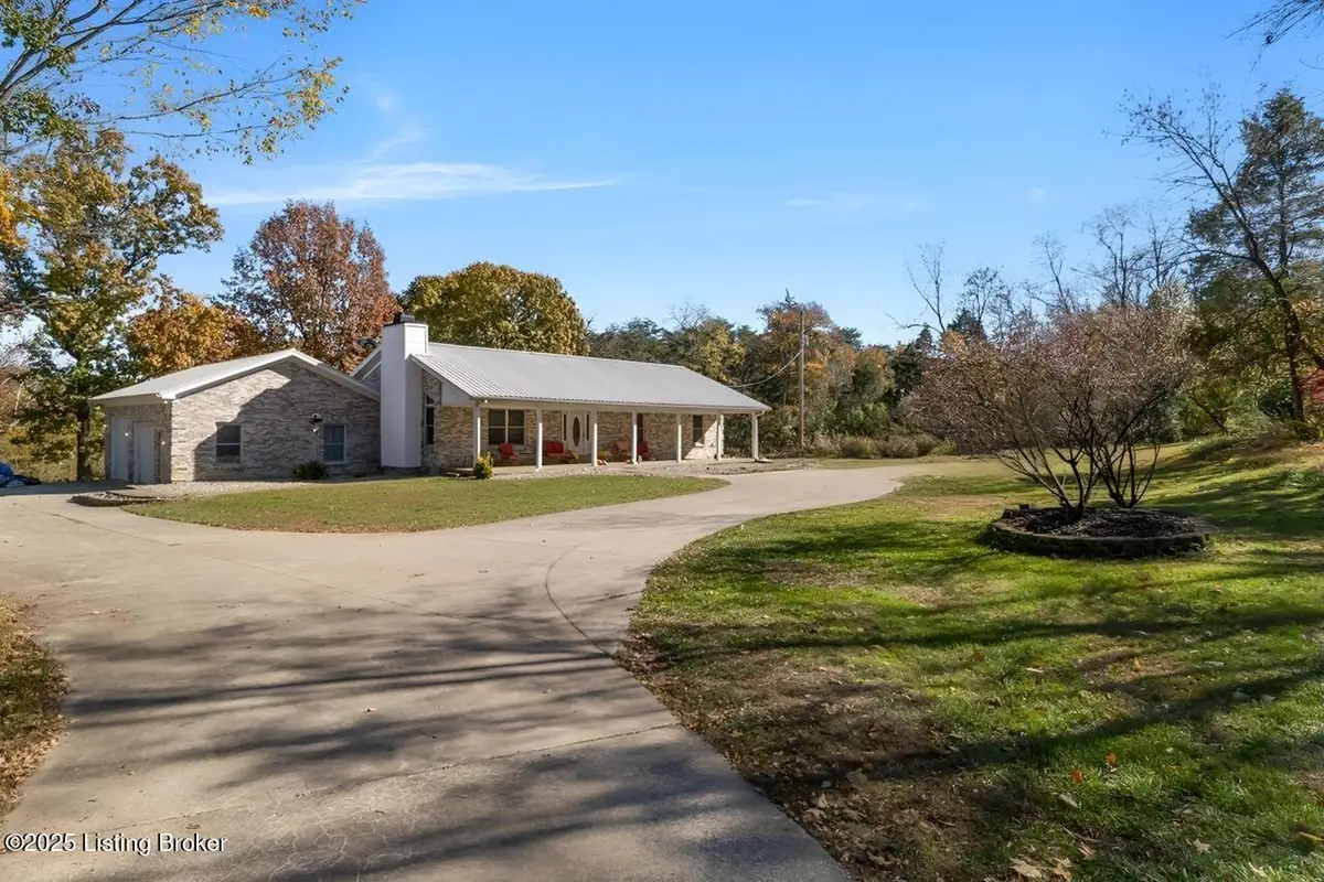 8820 Thixton Ln, Louisville, KY 40229 - Image #1