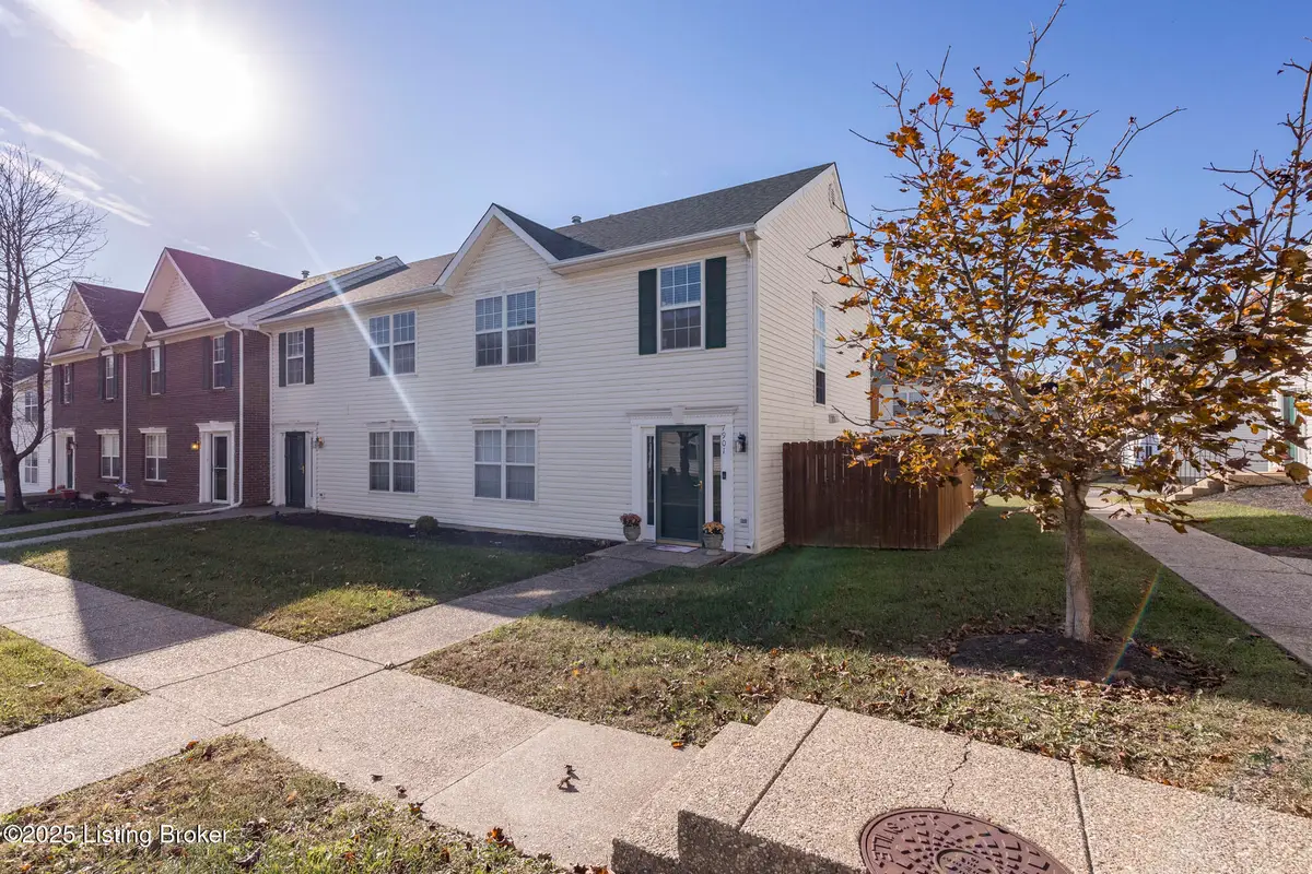 7901 Fir Green Way, Louisville, KY 40291 - Image #1