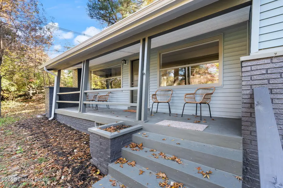 5901 Stansbury Ln, Louisville, KY 40291 - Image #3