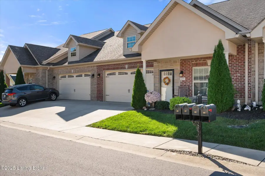 27 Pheasant Glen Dr, Shelbyville, KY 40065 - Image #3