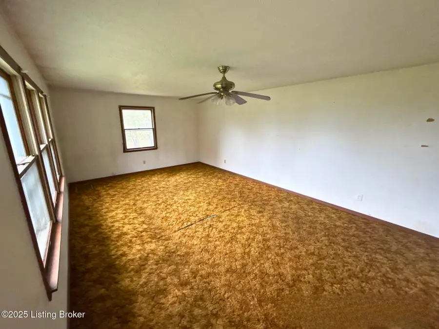 2730 Garrett Rd, Ekron, KY 40117 - Image #2