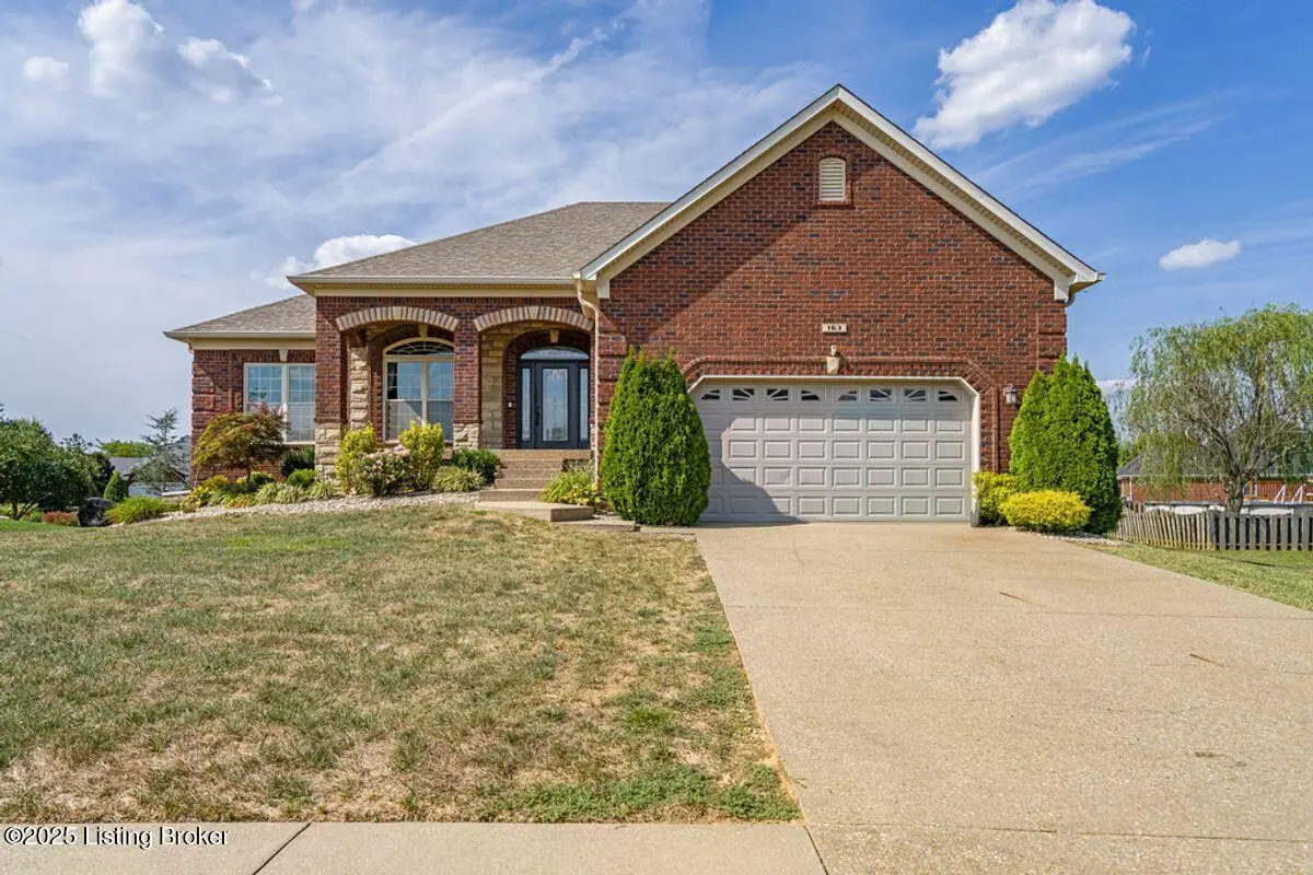163 Olde Colony Ct, Mount Washington, KY 40047 - Image #1