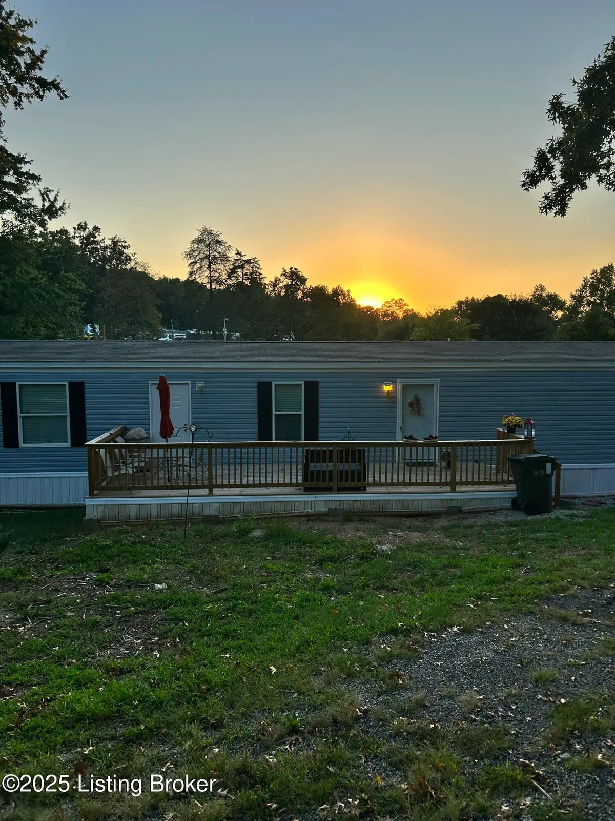 391 Barricks Rd #303B, Louisville, KY 40229 - Image #1