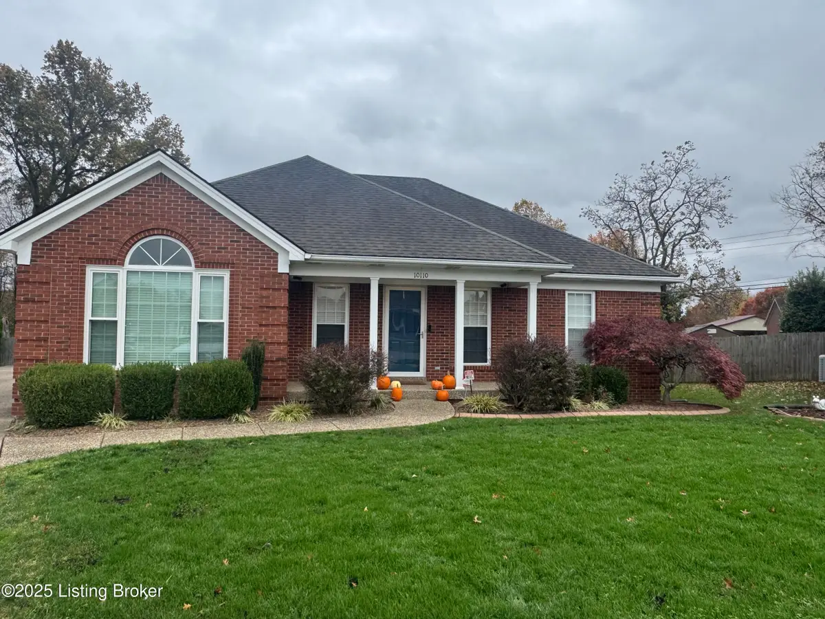 10110 Lanson Ct, Louisville, KY 40272 - Image #1