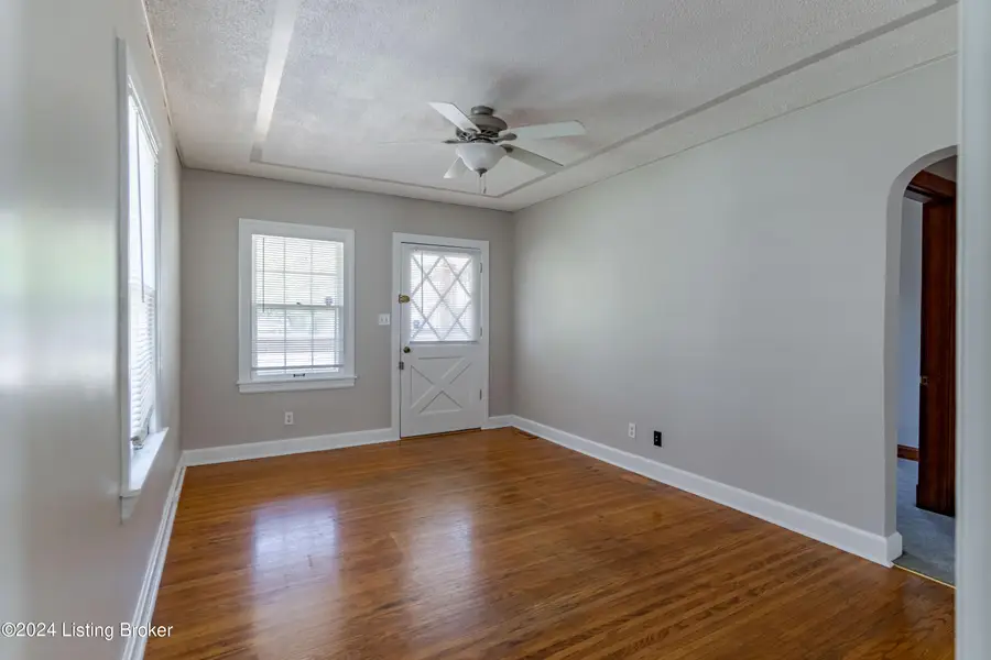 1554 Clara Ave, Louisville, KY 40215 - Image #2