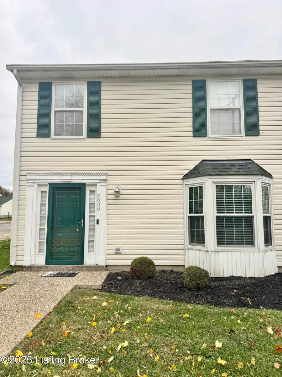 8000 Aspen Green Ln, Louisville, KY 40291 - Image #2