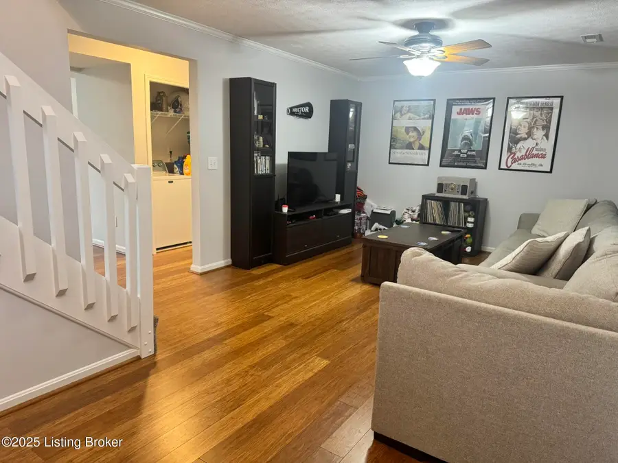 8000 Aspen Green Ln, Louisville, KY 40291 - Image #3