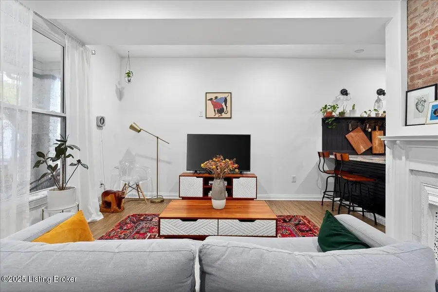 417 Camp St, Louisville, KY 40203 - Image #2