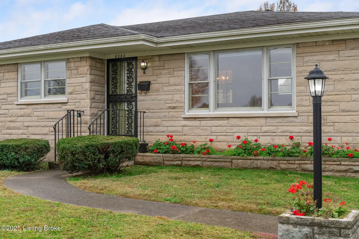 8202 Red Cedar Way, Louisville, KY 40219 - Image #1
